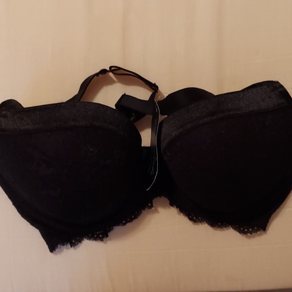 New bra - Picture 2 of 6